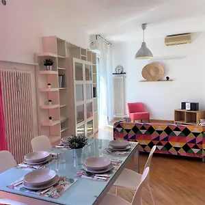 Viale Monza Chic - Affitti Brevi Italia , Milán Italia